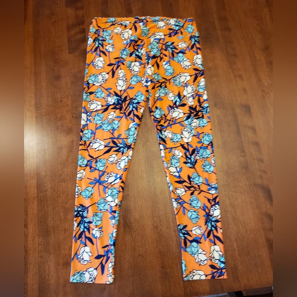 LuLaRoe pants‎ Tall and Curvy floral  roses